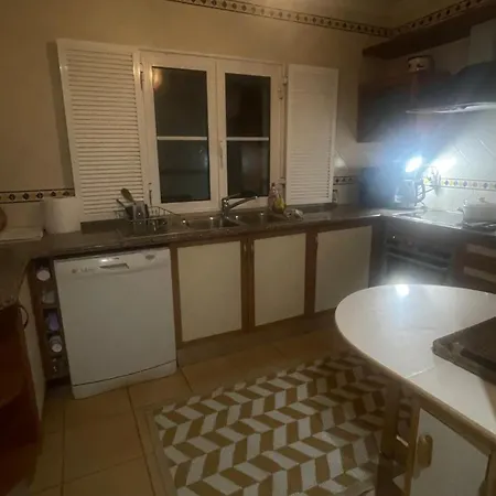 Casa V3 *